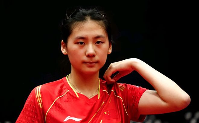 上位居次席 上位居次席